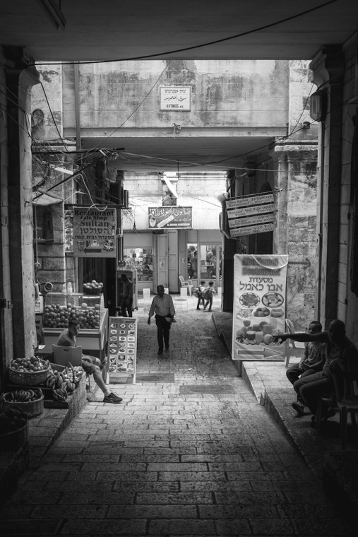 mike-kelley-israel-architecture-1